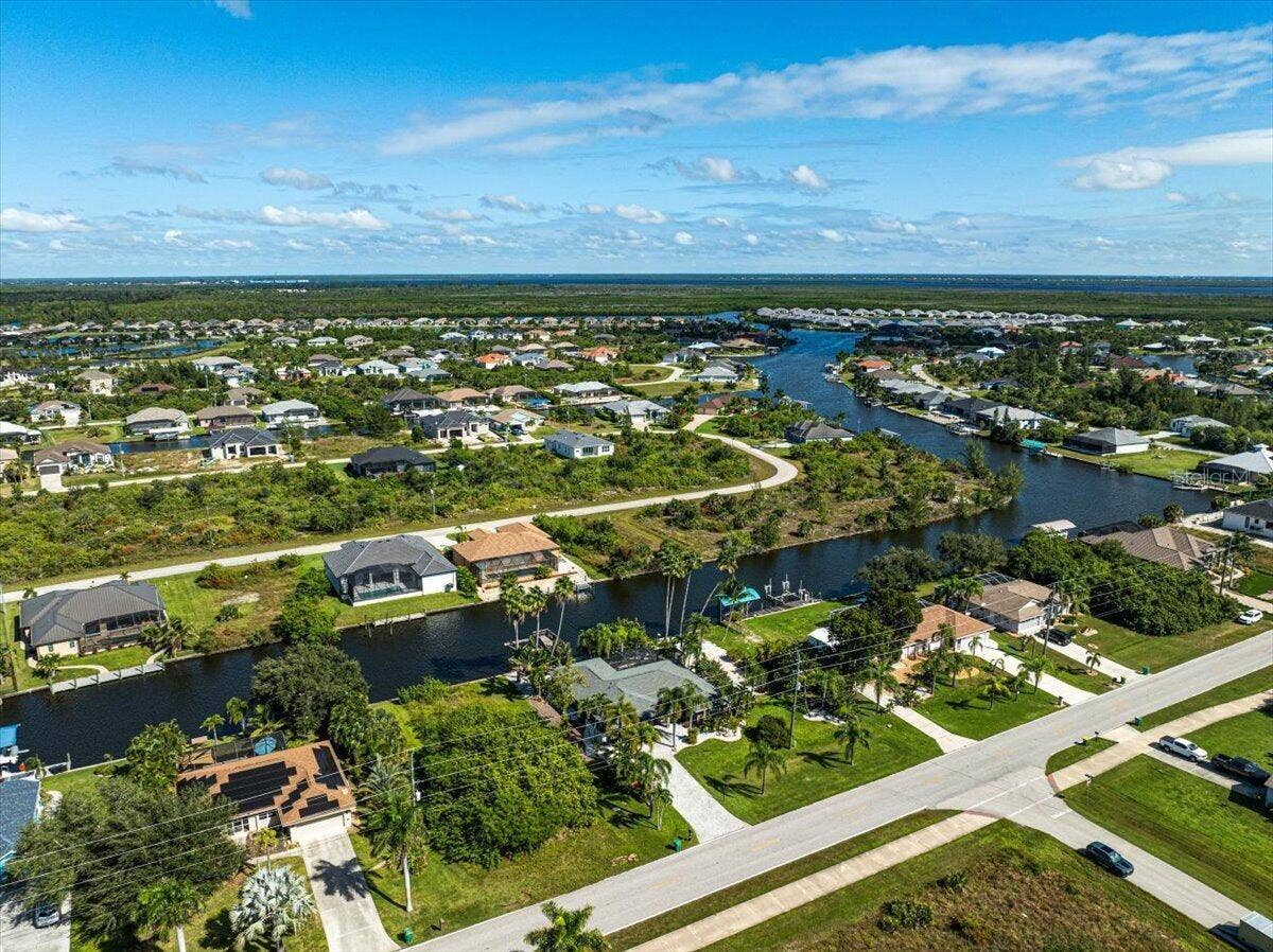 8877 CALUMET BOULEVARD, Port Charlotte, FL 33981 8877 CALUMET BOULEVARD, Port Charlotte, FL 33981