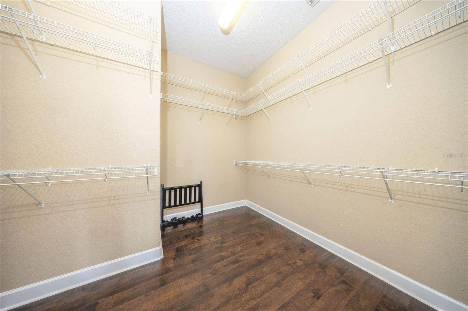 1726 ASTOR FARMS PLACE, Sanford, FL 32771 Primary bedroom walk-in closet