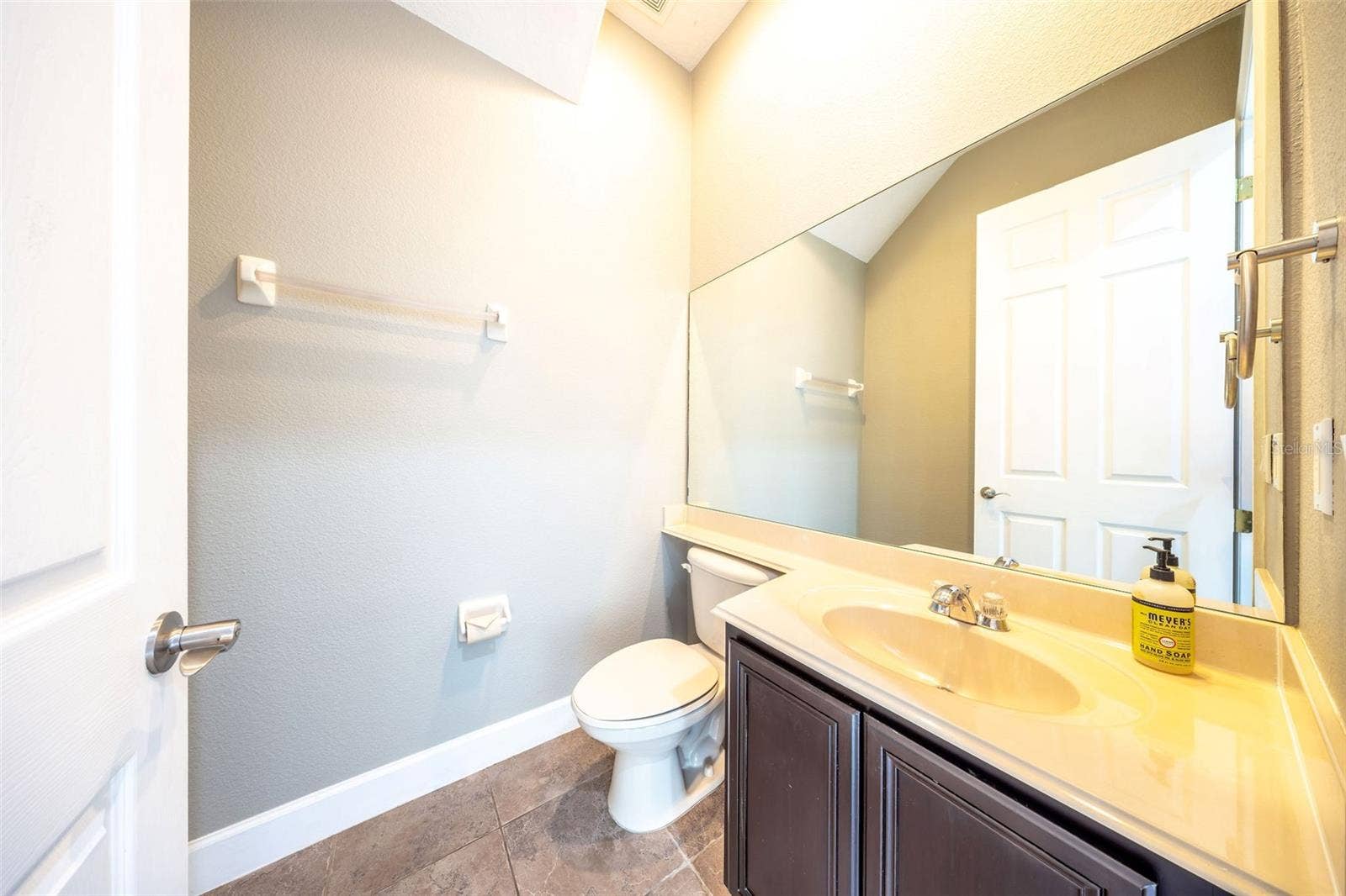 1726 ASTOR FARMS PLACE, Sanford, FL 32771 Downstairs Bath