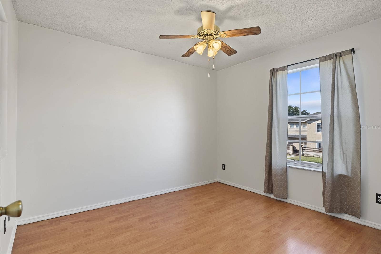 3117 SANDY SHORE LN, Kissimmee, FL 34743 3117 SANDY SHORE LN, Kissimmee, FL 34743