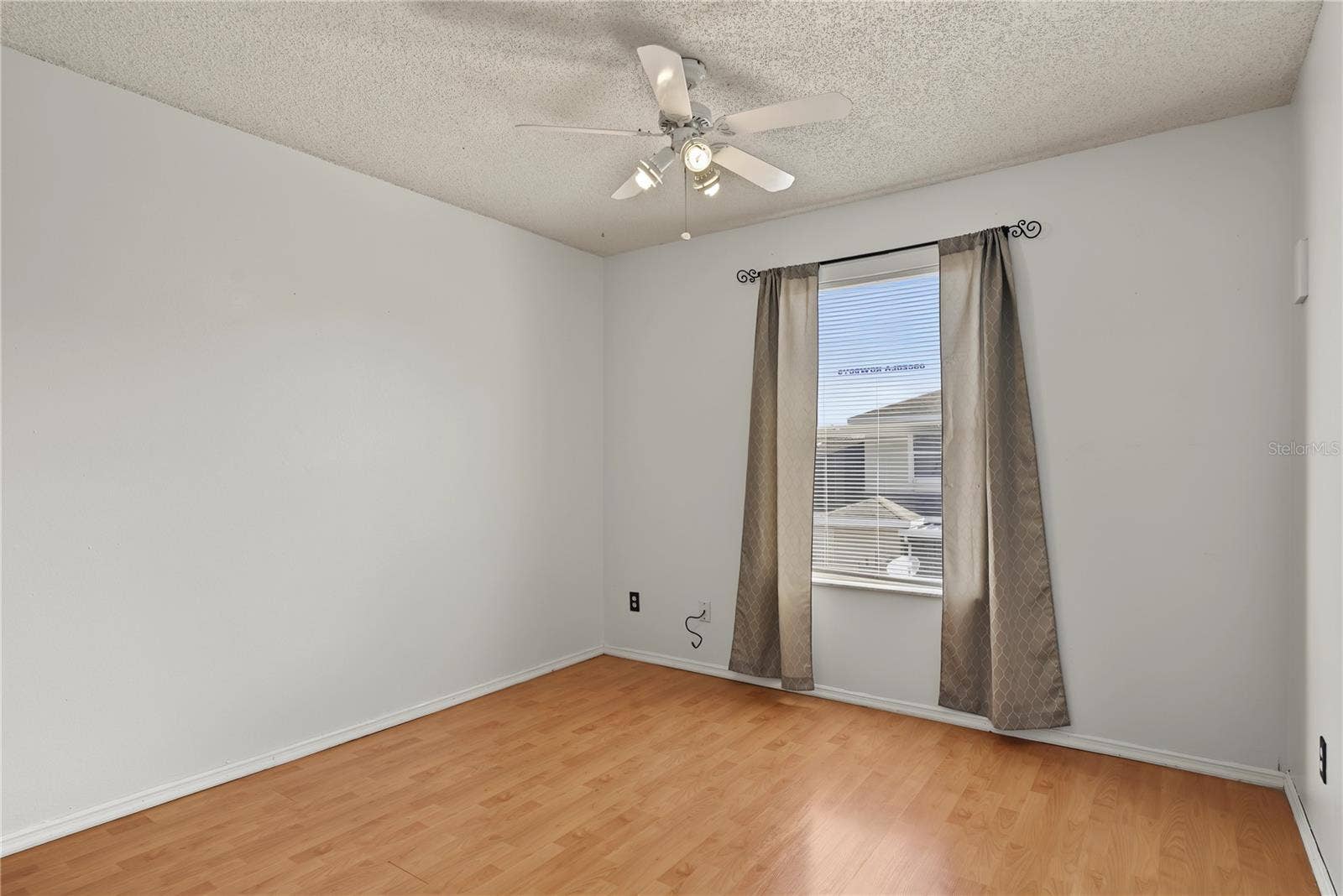 3117 SANDY SHORE LN, Kissimmee, FL 34743 3117 SANDY SHORE LN, Kissimmee, FL 34743