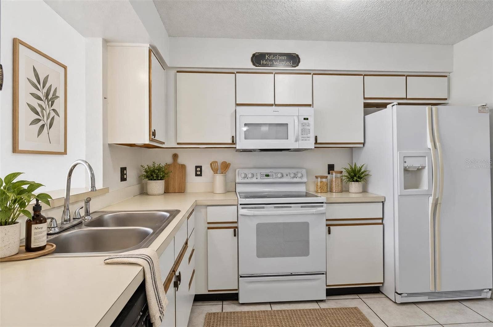 3117 SANDY SHORE LN, Kissimmee, FL 34743 Virtually Staged