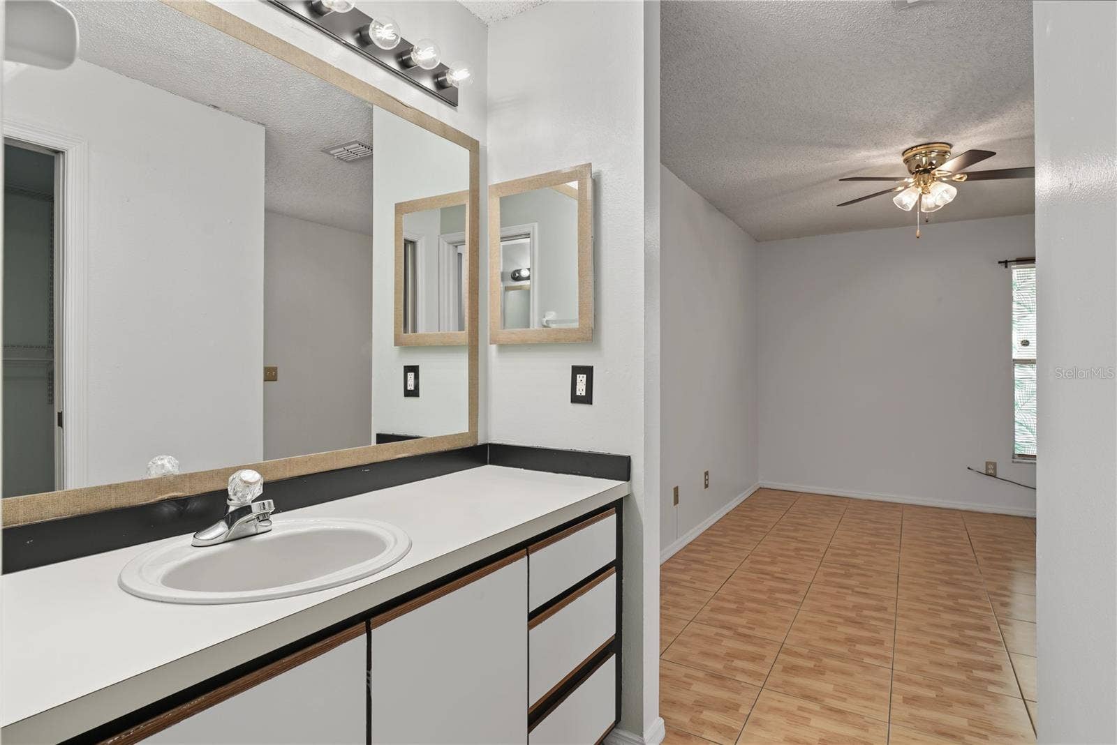 3117 SANDY SHORE LN, Kissimmee, FL 34743 3117 SANDY SHORE LN, Kissimmee, FL 34743