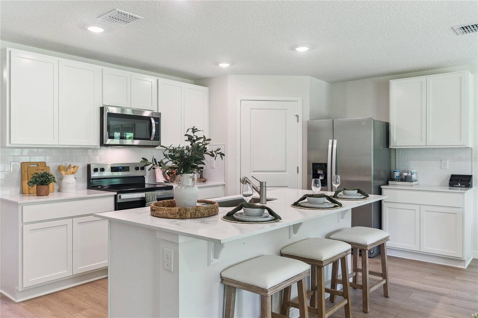 22 AMBERWOOD LANE, Ormond Beach, FL 32174 22 AMBERWOOD LANE, Ormond Beach, FL 32174