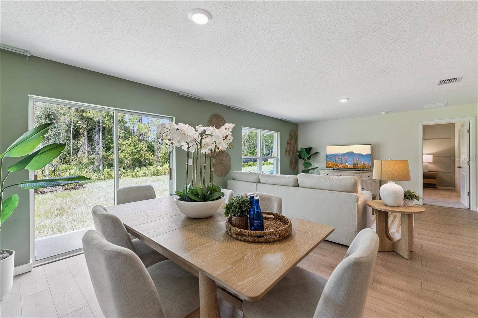 22 AMBERWOOD LANE, Ormond Beach, FL 32174 22 AMBERWOOD LANE, Ormond Beach, FL 32174