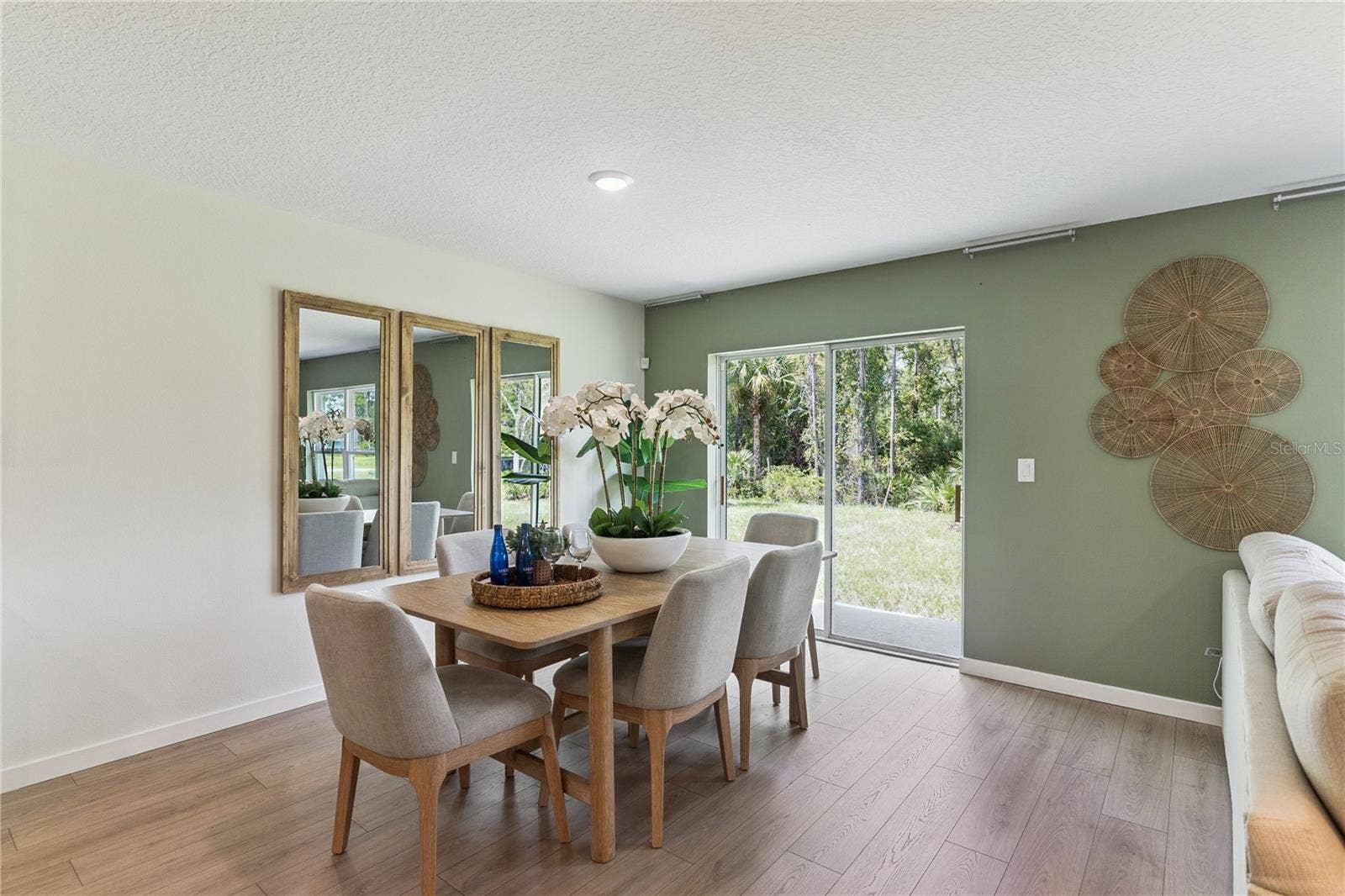22 AMBERWOOD LANE, Ormond Beach, FL 32174 22 AMBERWOOD LANE, Ormond Beach, FL 32174