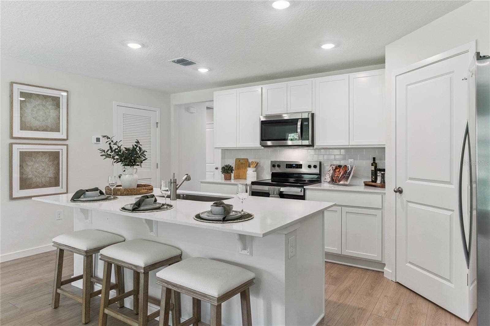 22 AMBERWOOD LANE, Ormond Beach, FL 32174 22 AMBERWOOD LANE, Ormond Beach, FL 32174