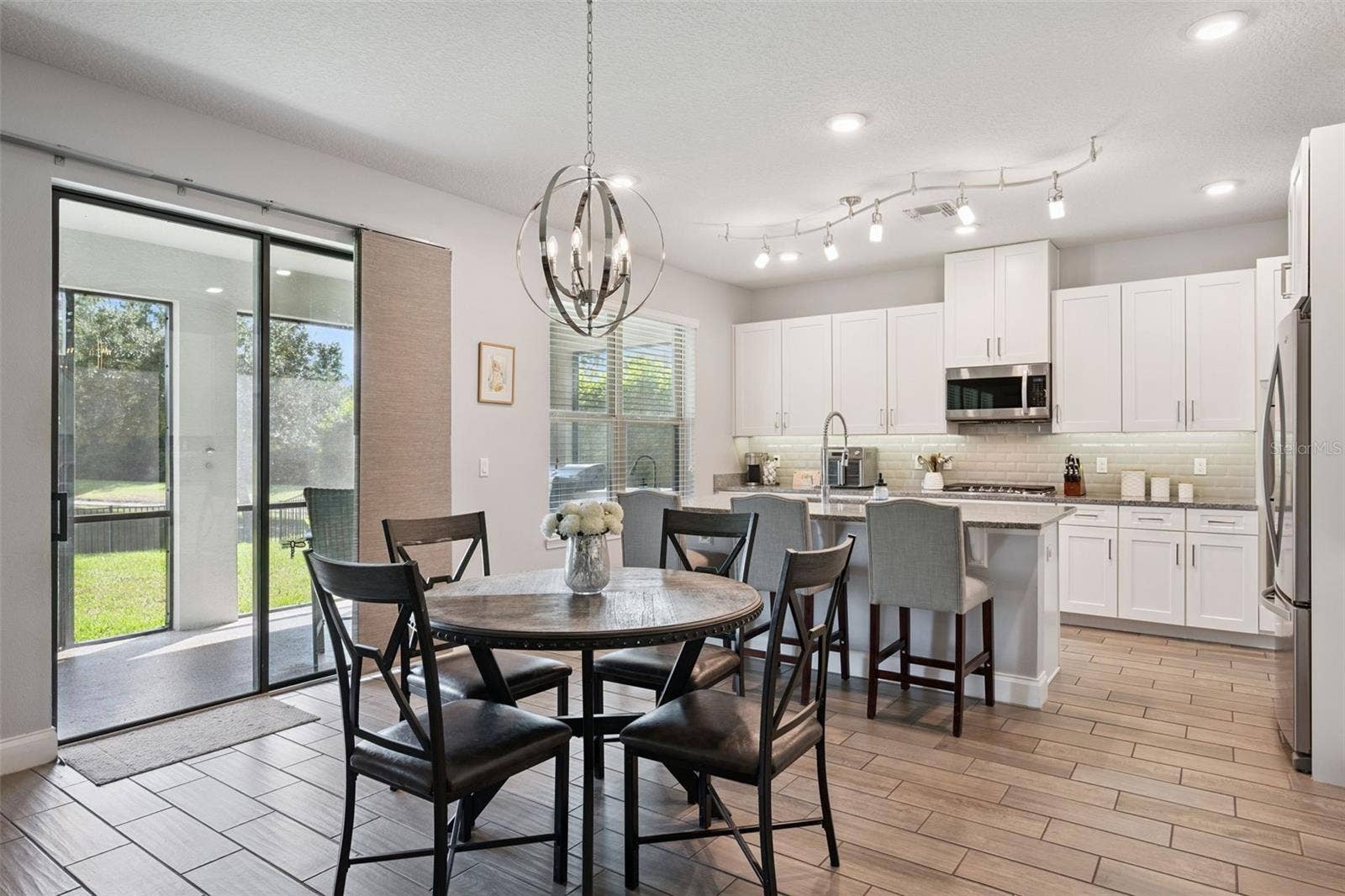 8325 VIVARO ISLE WAY, Windermere, FL 34786