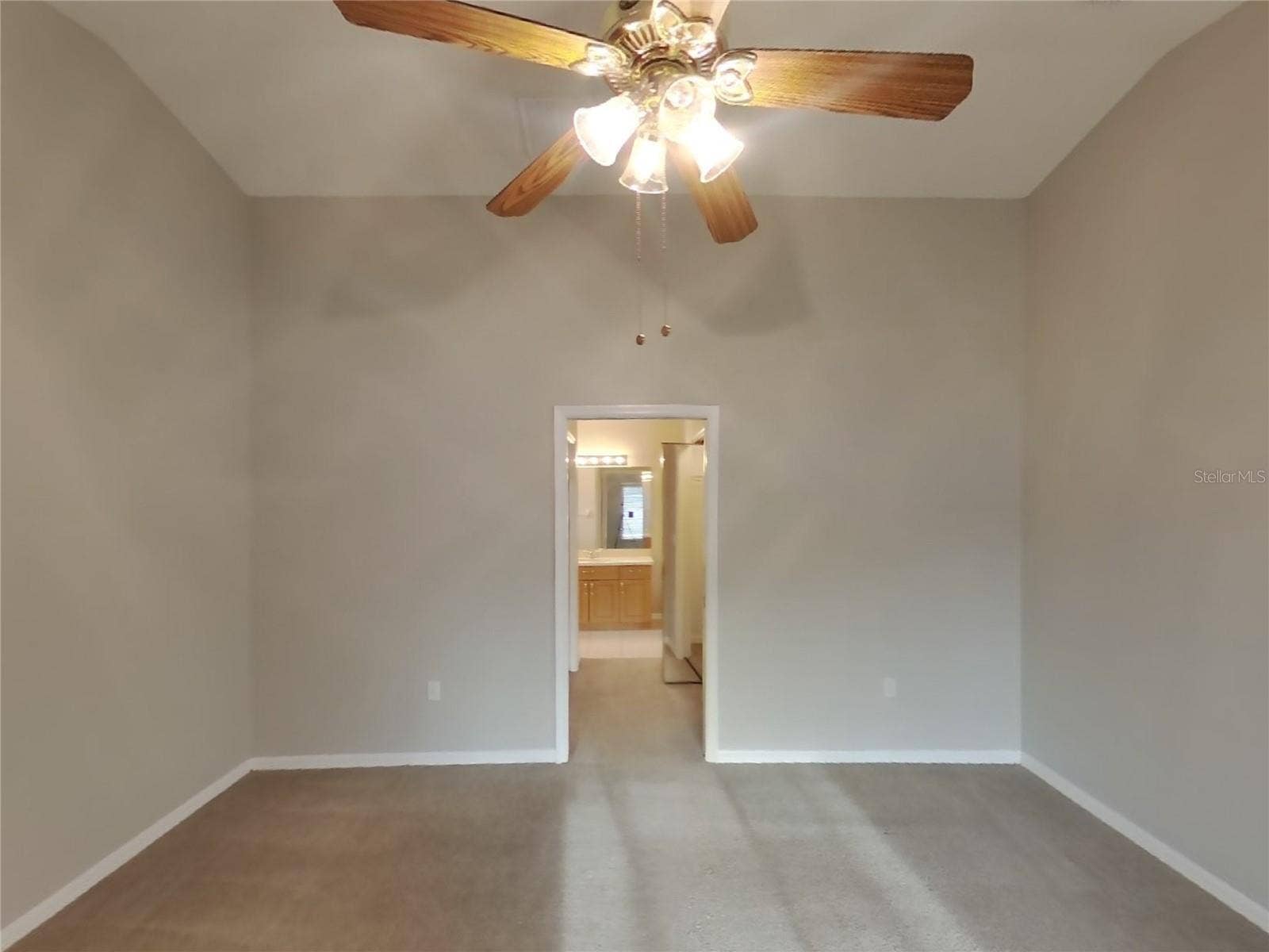 Spring Hill, FL 34609 Spring Hill, FL 34609