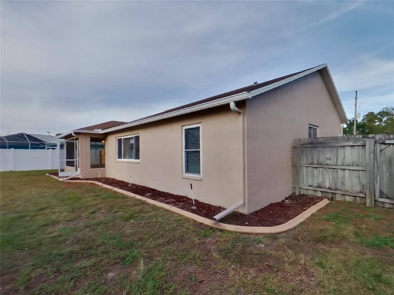 Spring Hill, FL 34609 Spring Hill, FL 34609