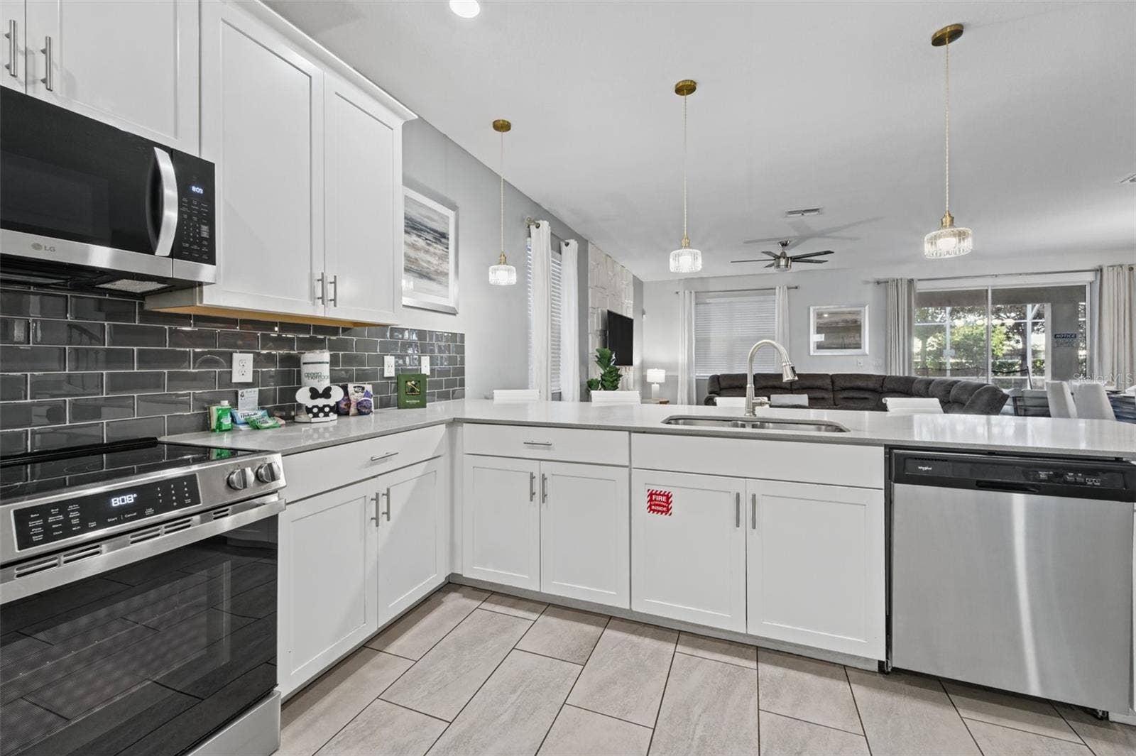 1540 MAIDSTONE COURT, Davenport, FL 33896 Kitchen
