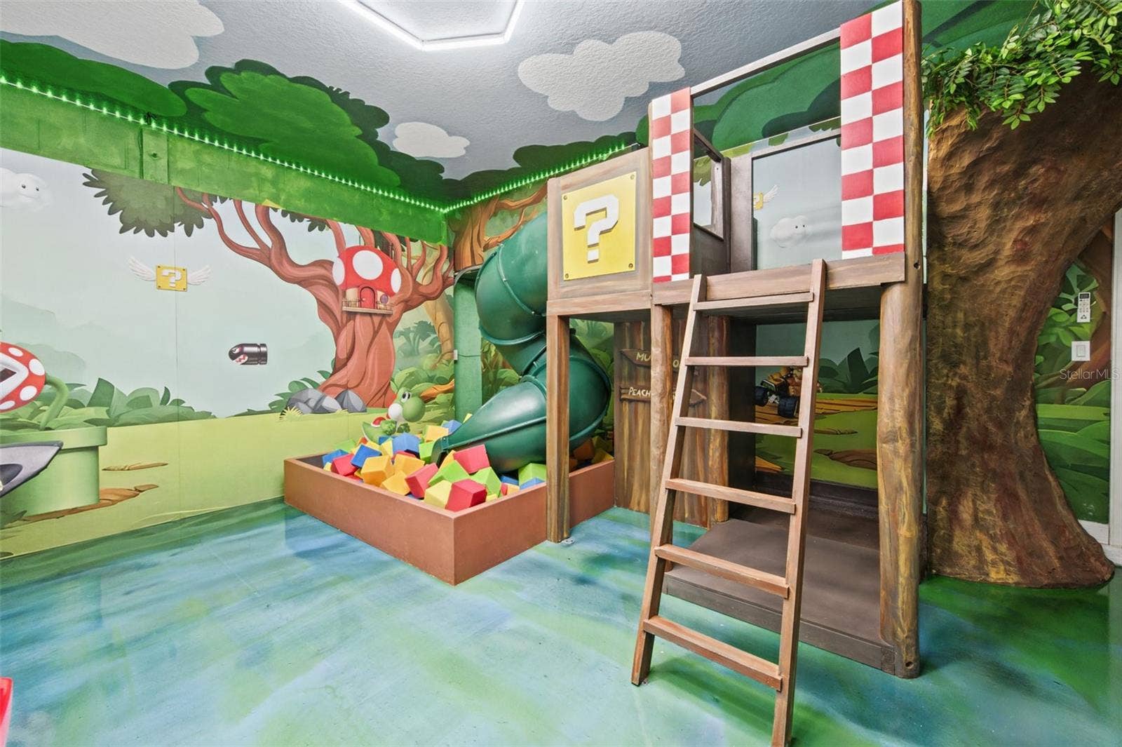 1540 MAIDSTONE COURT, Davenport, FL 33896 Game room play structure