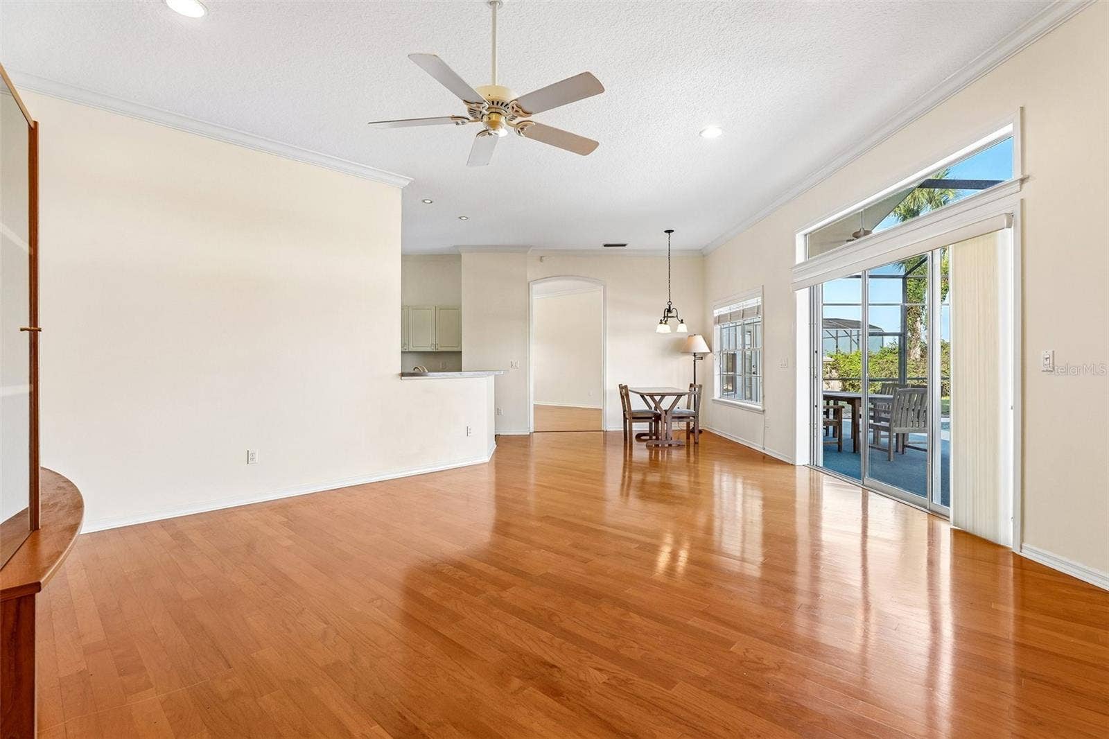 7891 BRIDGESTONE DRIVE, Orlando, FL 32835 Family Room