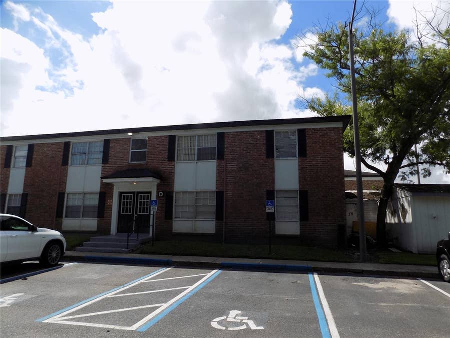 Property photo for 5325 CURRY FORD ROAD, #D105, Orlando, FL
