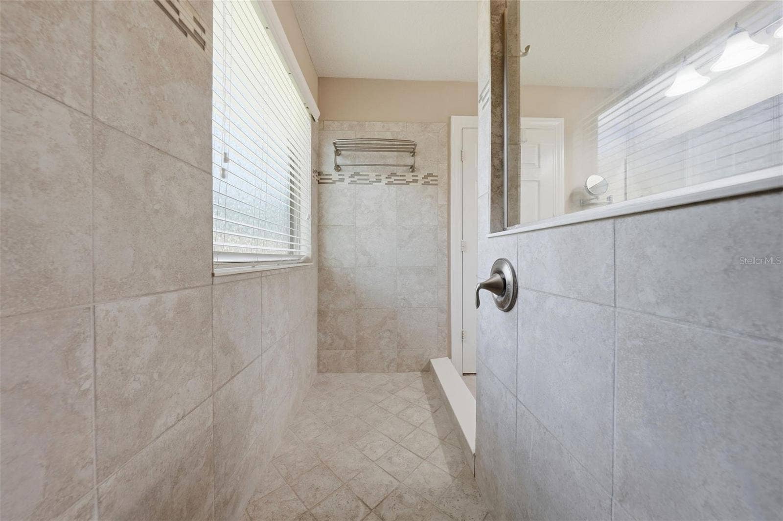 Primary en suite
