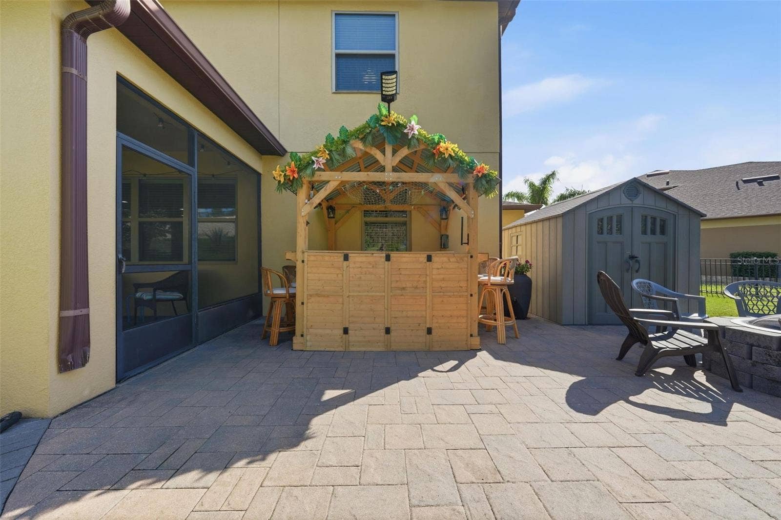 Tiki Bar