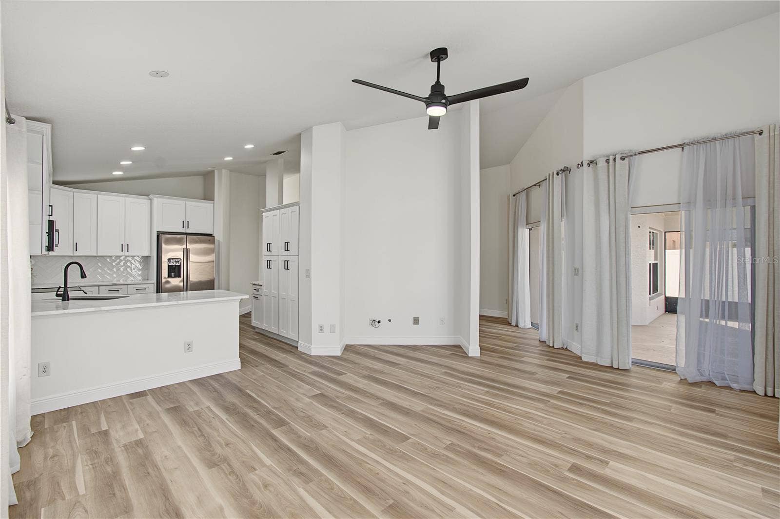 3109 HERITAGE PARK WAY, Orlando, FL 32837 3109 HERITAGE PARK WAY, Orlando, FL 32837