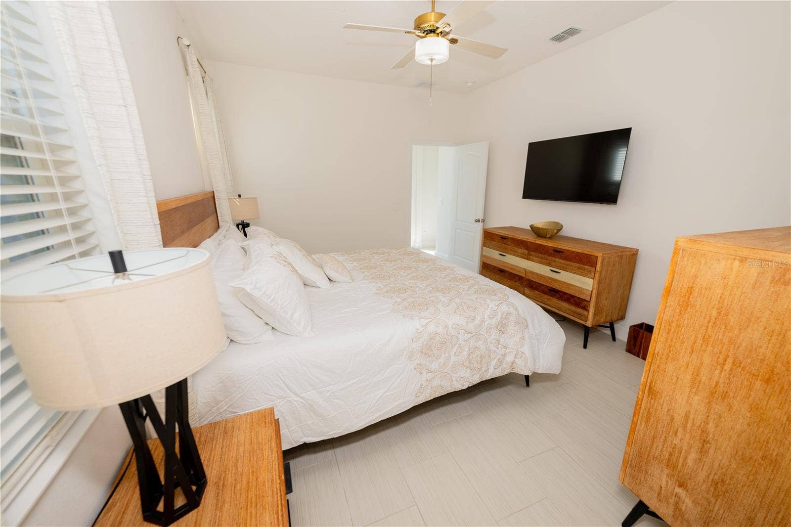 2010 BOSS HEWETT STREET, Oakland, FL 34787 2010 BOSS HEWETT STREET, Oakland, FL 34787