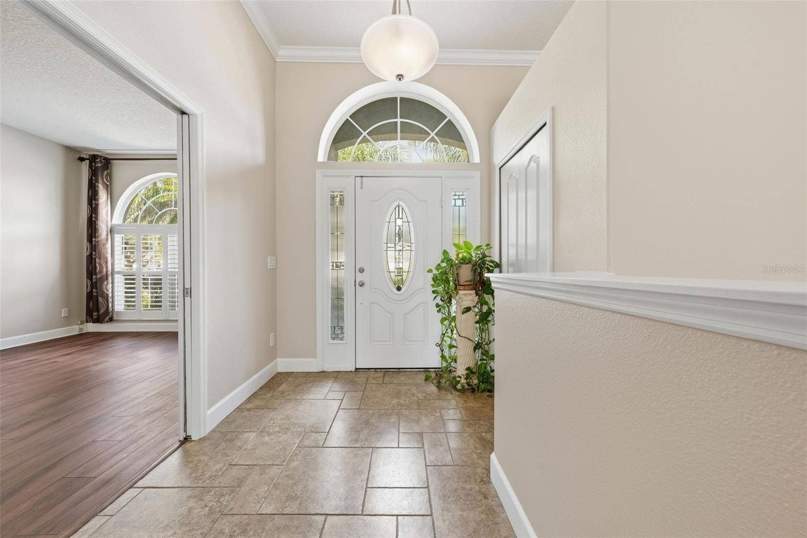 6234 TREMAYNE DRIVE, Mount Dora, FL 32757 Foyer/Office