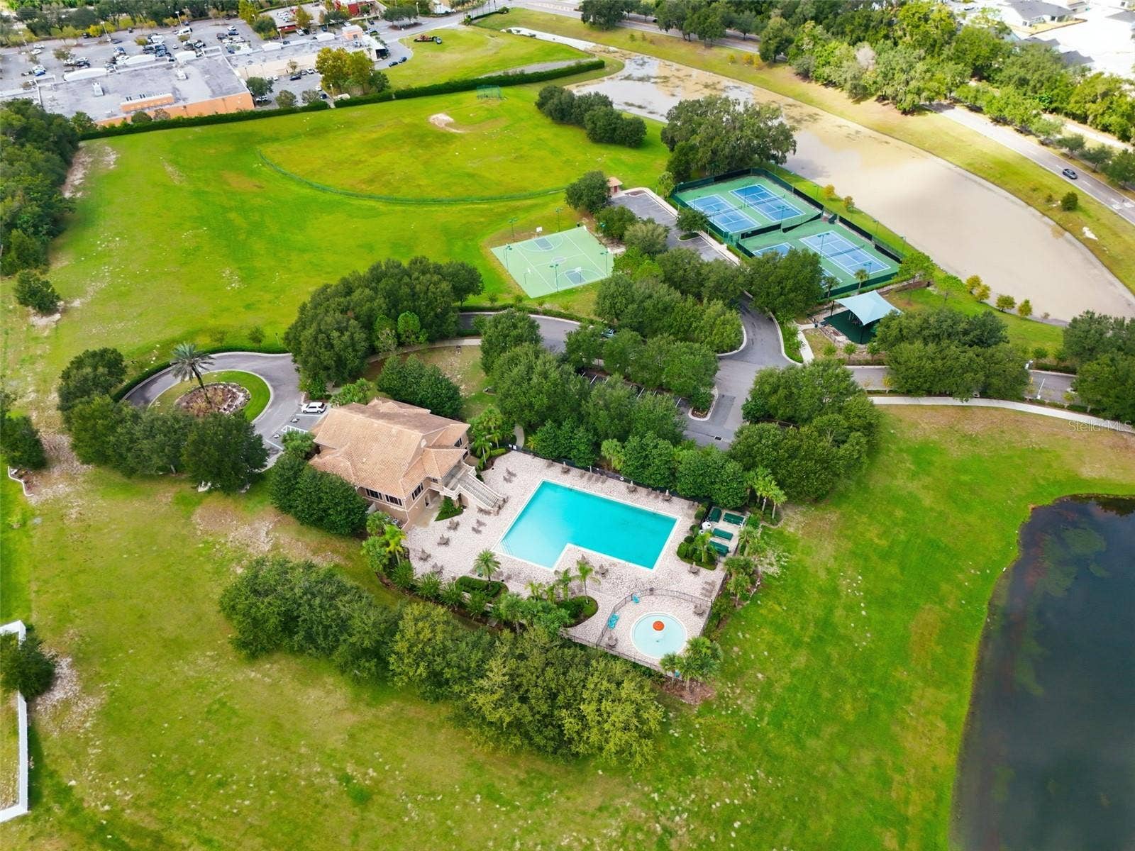 6234 TREMAYNE DRIVE, Mount Dora, FL 32757 Amenities