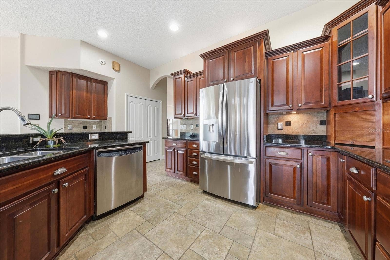 6234 TREMAYNE DRIVE, Mount Dora, FL 32757 Kitchen 2