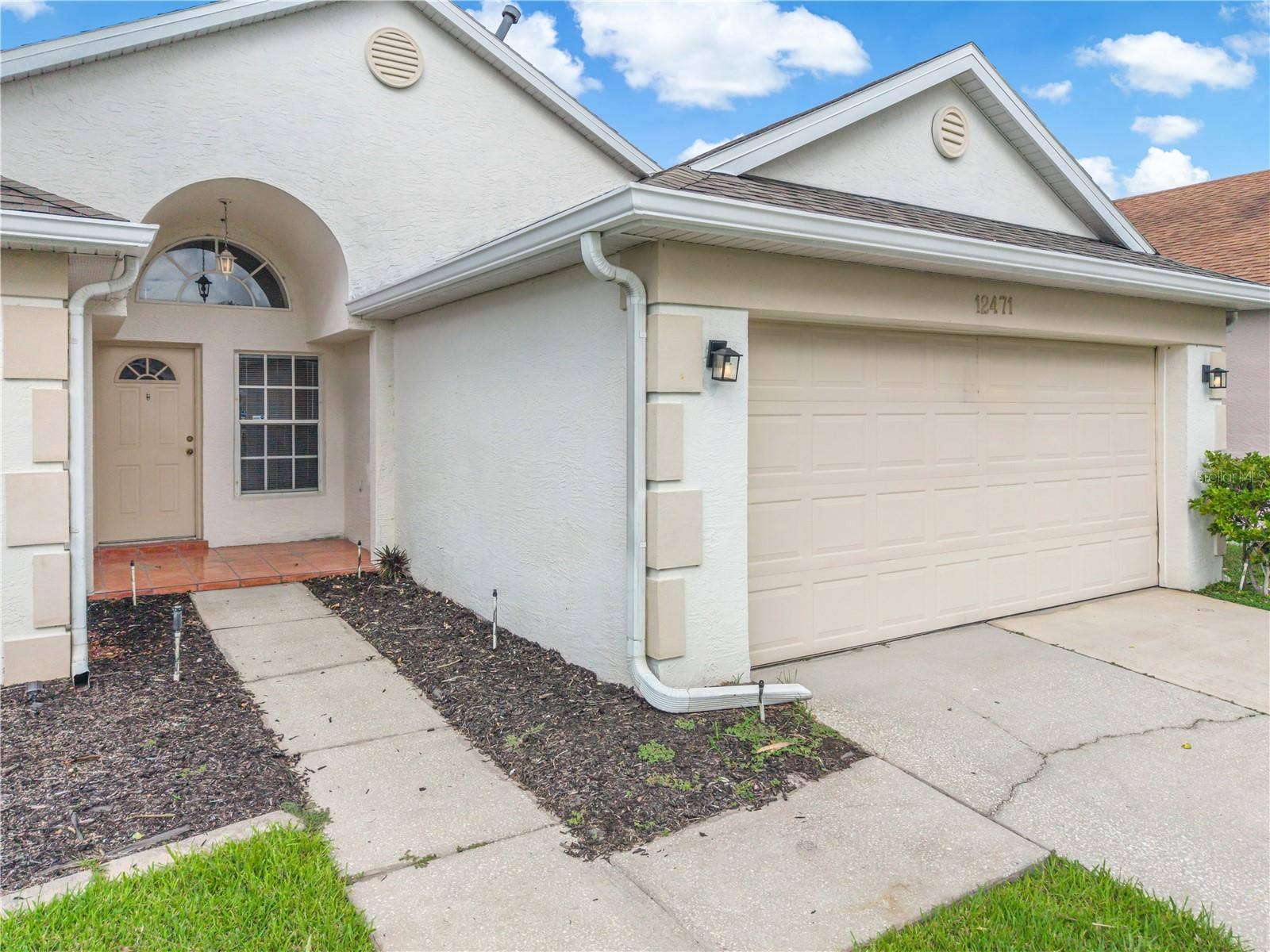 12471 CASTLEMAIN TRAIL, Orlando, FL 32828 12471 CASTLEMAIN TRAIL, Orlando, FL 32828