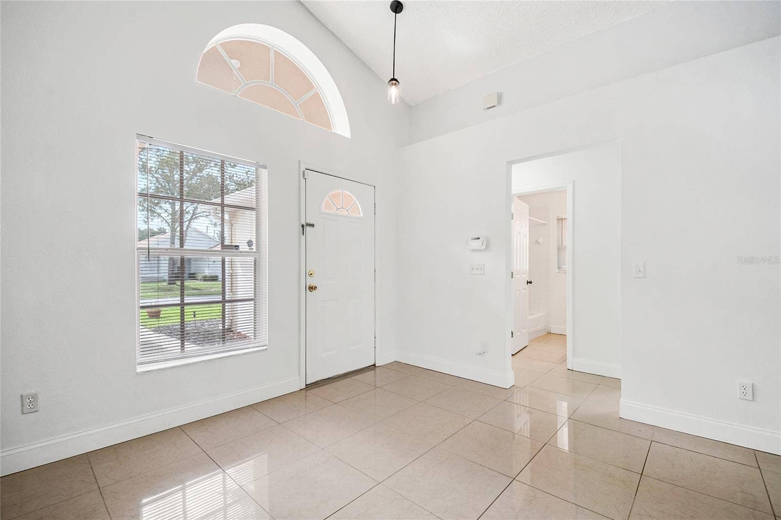 12471 CASTLEMAIN TRAIL, Orlando, FL 32828 12471 CASTLEMAIN TRAIL, Orlando, FL 32828