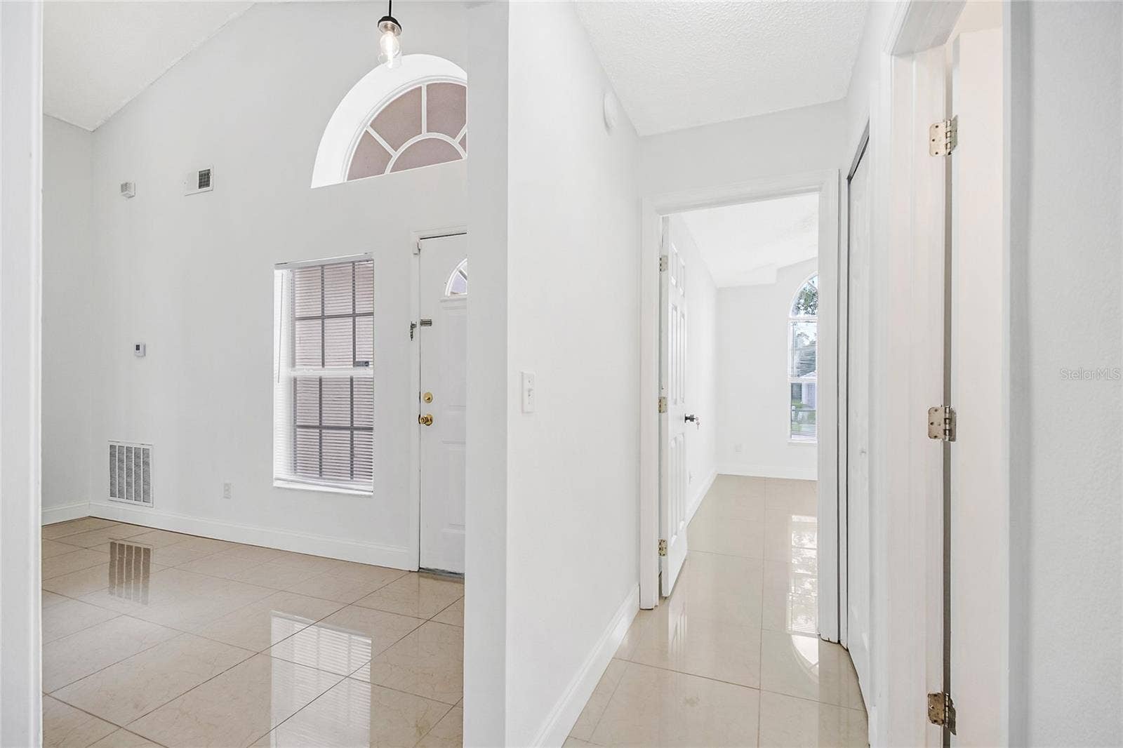 12471 CASTLEMAIN TRAIL, Orlando, FL 32828 12471 CASTLEMAIN TRAIL, Orlando, FL 32828
