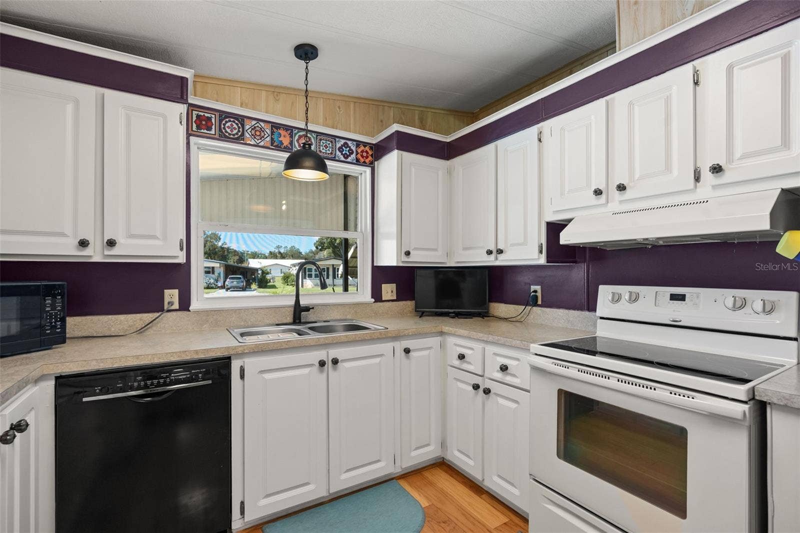 5438 SEVILLE DRIVE, Zephyrhills, FL 33541 5438 SEVILLE DRIVE, Zephyrhills, FL 33541
