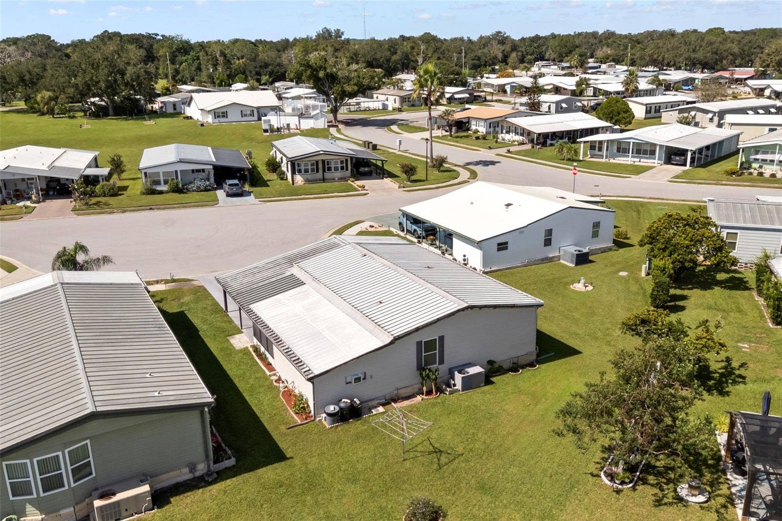 5438 SEVILLE DRIVE, Zephyrhills, FL 33541 5438 SEVILLE DRIVE, Zephyrhills, FL 33541