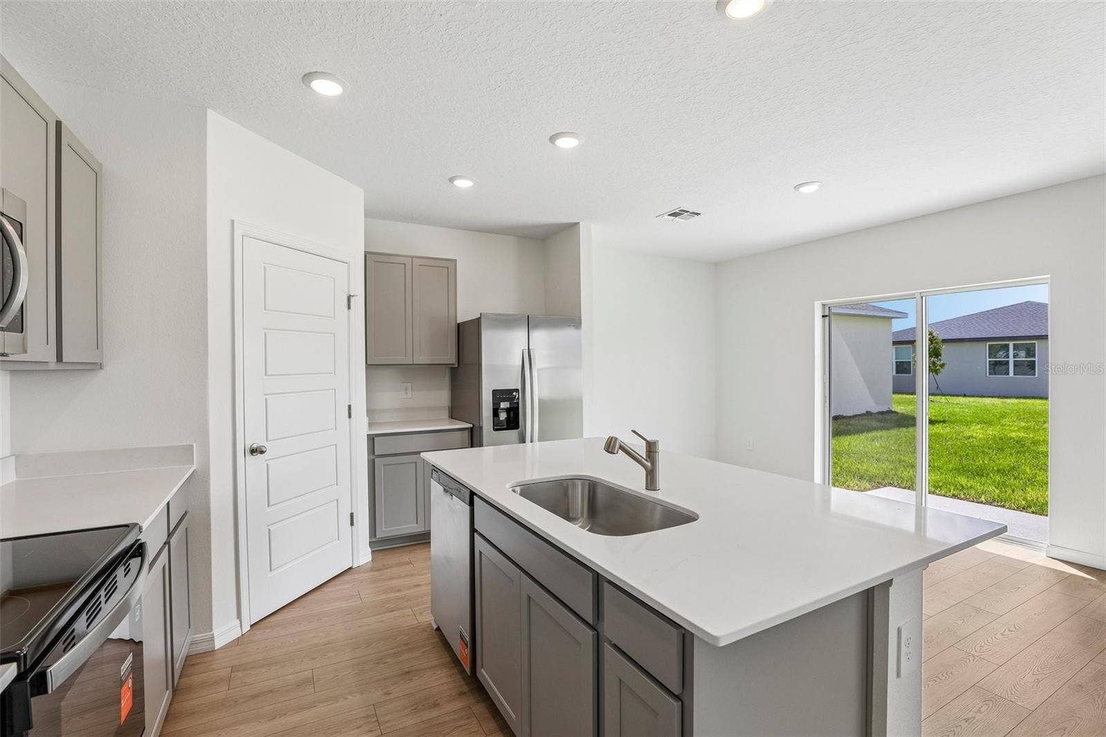 4763 ROLLING LAKE LANE, Davenport, FL 33837 4763 ROLLING LAKE LANE, Davenport, FL 33837