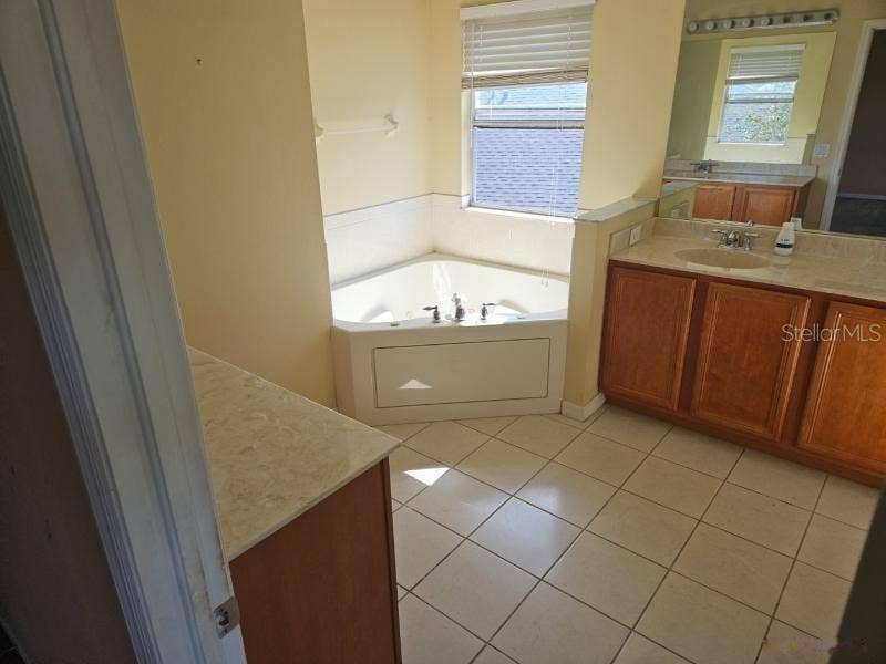 20126 NOB OAK AVENUE, Tampa, FL 33647 20126 NOB OAK AVENUE, Tampa, FL 33647