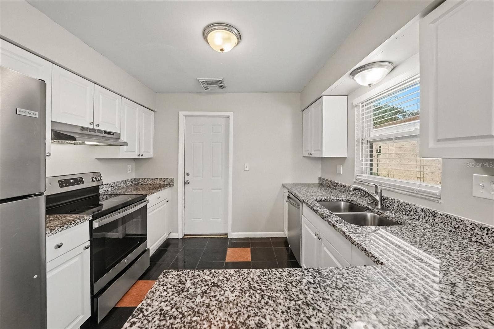 1201 BARONWOOD PLACE, Brandon, FL 33510 1201 BARONWOOD PLACE, Brandon, FL 33510