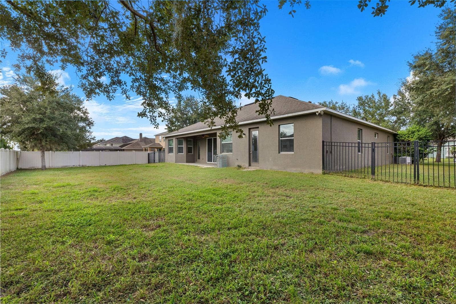 2210 PARKSIDE MEADOW DRIVE, Apopka, FL 32712