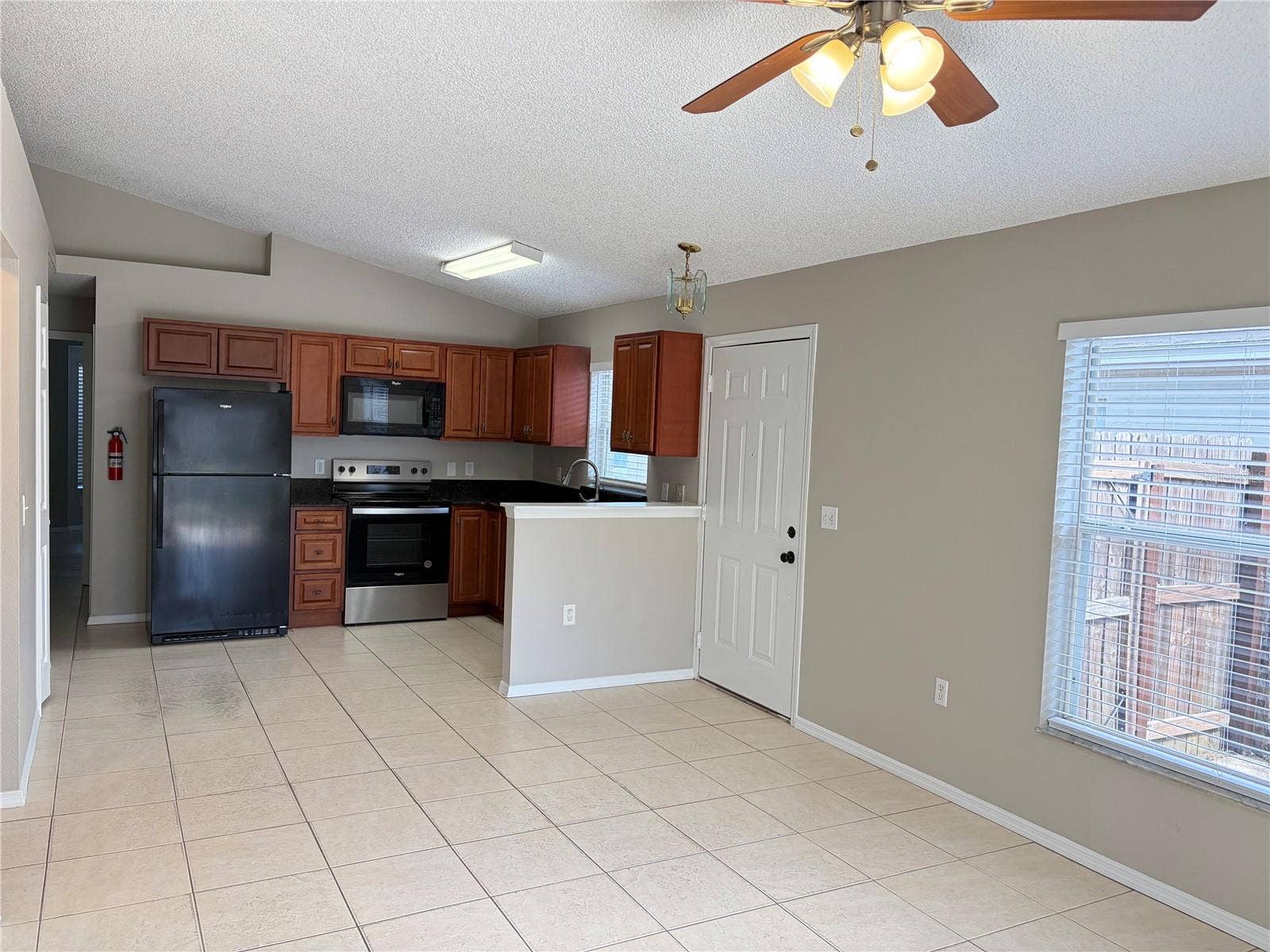 1008 VISTA PALMA WAY, Orlando, FL 32825 1008 VISTA PALMA WAY, Orlando, FL 32825