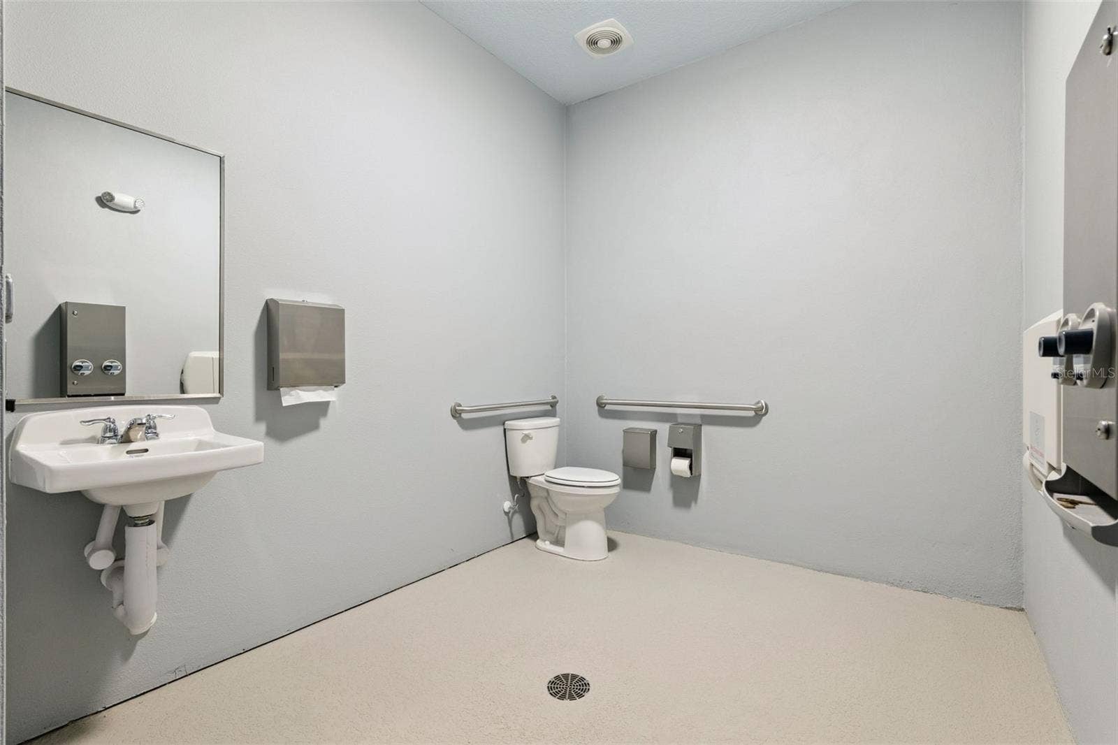 462 REMICK STREET, Osteen, FL 32764 462 REMICK STREET, Osteen, FL 32764
