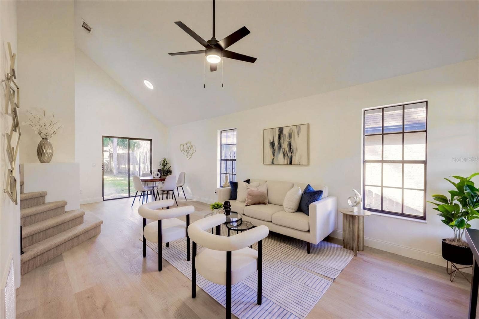 950 WOODROSE COURT, Altamonte Springs, FL 32714 950 WOODROSE COURT, Altamonte Springs, FL 32714