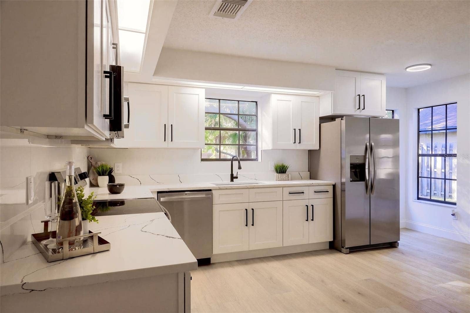 950 WOODROSE COURT, Altamonte Springs, FL 32714 950 WOODROSE COURT, Altamonte Springs, FL 32714