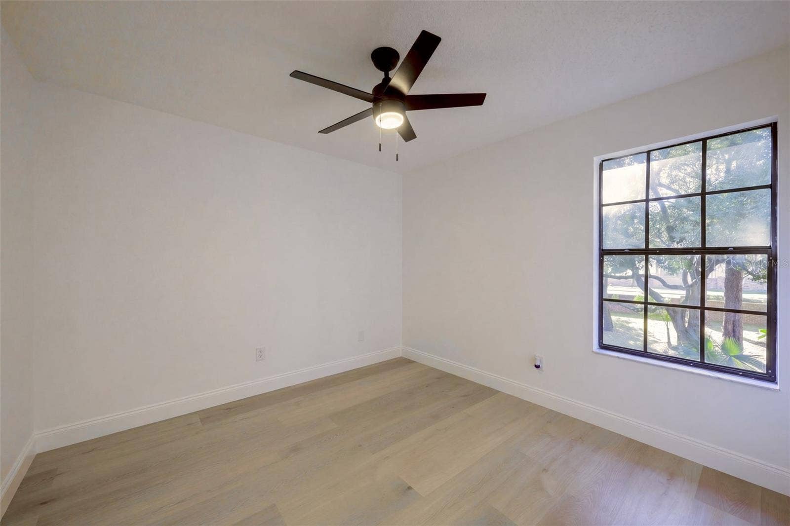 950 WOODROSE COURT, Altamonte Springs, FL 32714 950 WOODROSE COURT, Altamonte Springs, FL 32714