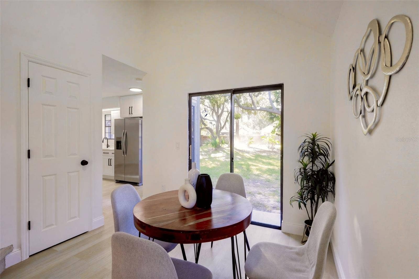 950 WOODROSE COURT, Altamonte Springs, FL 32714 950 WOODROSE COURT, Altamonte Springs, FL 32714