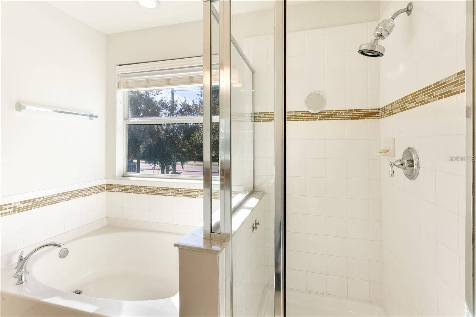 11949 VERRAZANO DR DRIVE, Orlando, FL 32836 11949 VERRAZANO DR DRIVE, Orlando, FL 32836