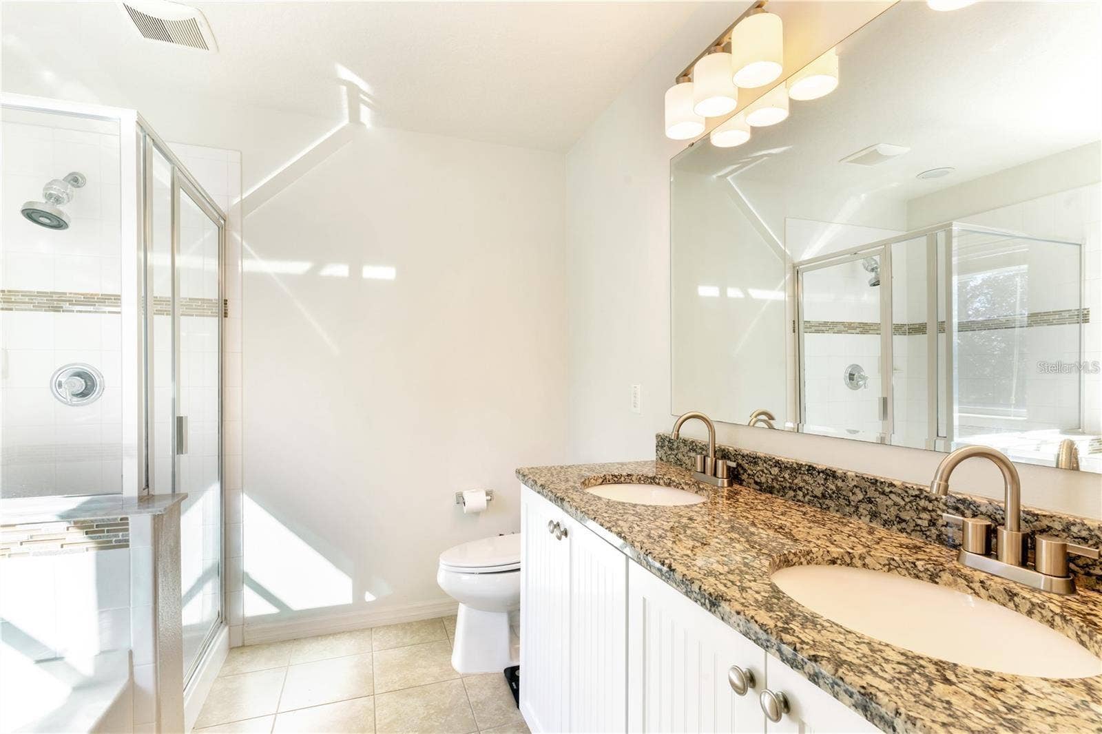 11949 VERRAZANO DR DRIVE, Orlando, FL 32836 11949 VERRAZANO DR DRIVE, Orlando, FL 32836