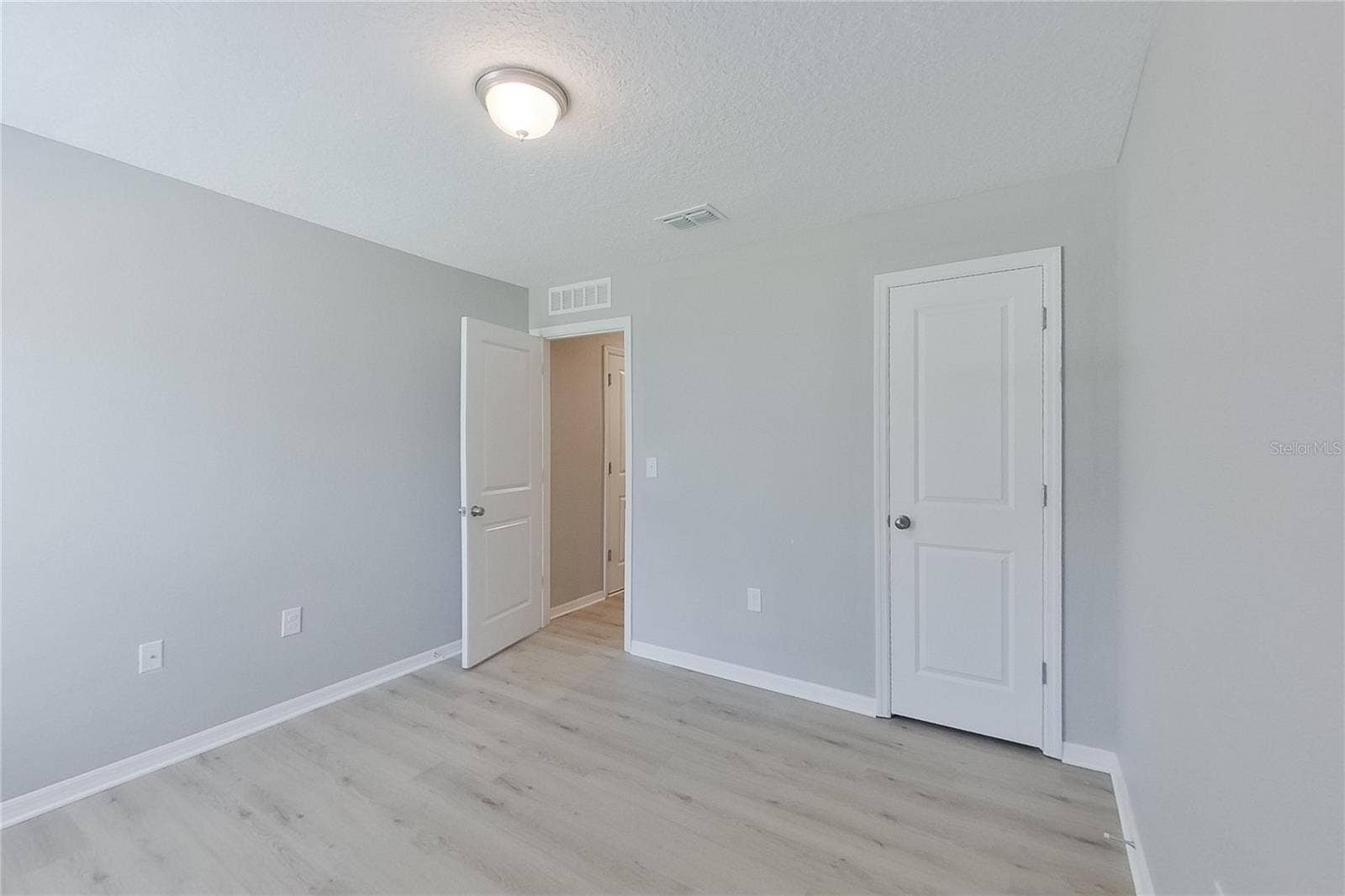 8833 N VIENNA DRIVE, Citrus Springs, FL 34433 8833 N VIENNA DRIVE, Citrus Springs, FL 34433