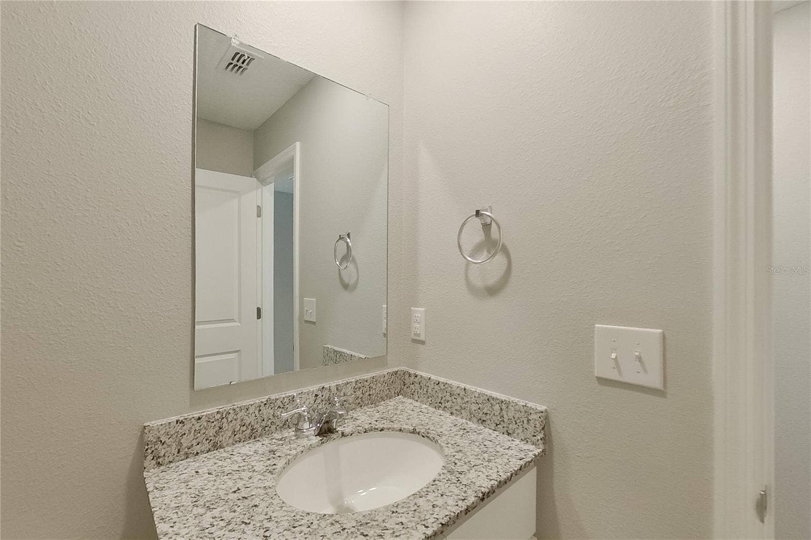 8833 N VIENNA DRIVE, Citrus Springs, FL 34433 8833 N VIENNA DRIVE, Citrus Springs, FL 34433