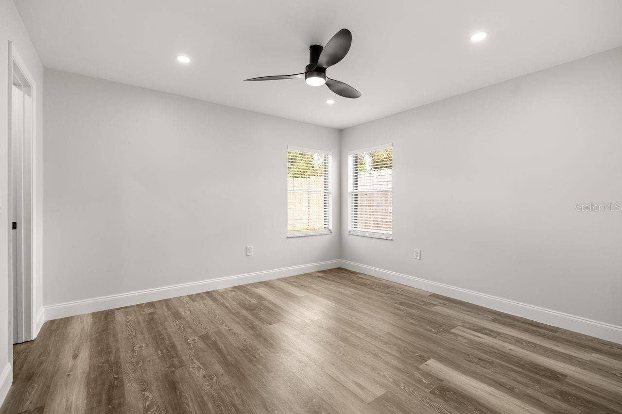4849 EDEN VIEW COURT, Orlando, FL 32810 4849 EDEN VIEW COURT, Orlando, FL 32810