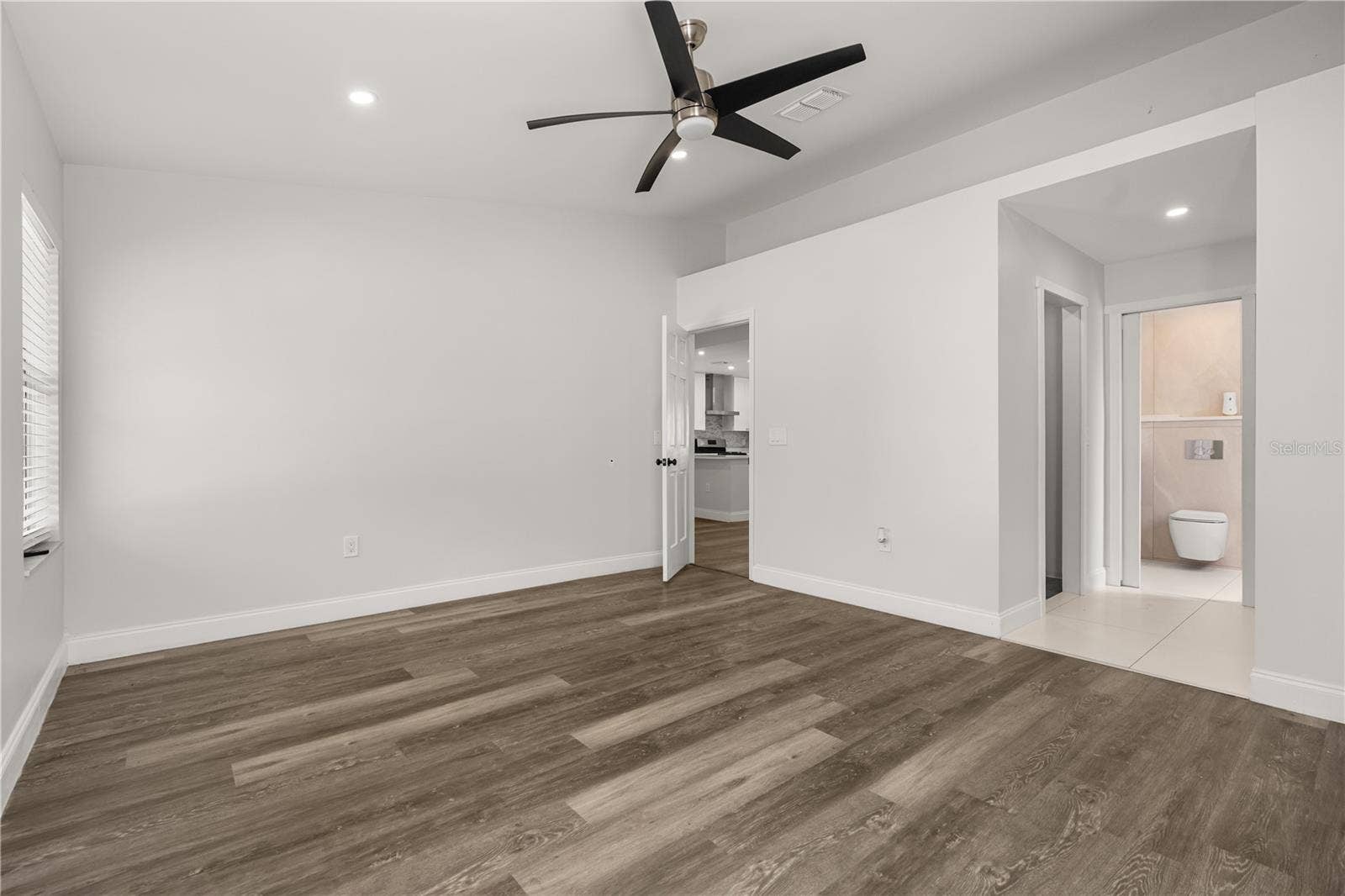 4849 EDEN VIEW COURT, Orlando, FL 32810 4849 EDEN VIEW COURT, Orlando, FL 32810