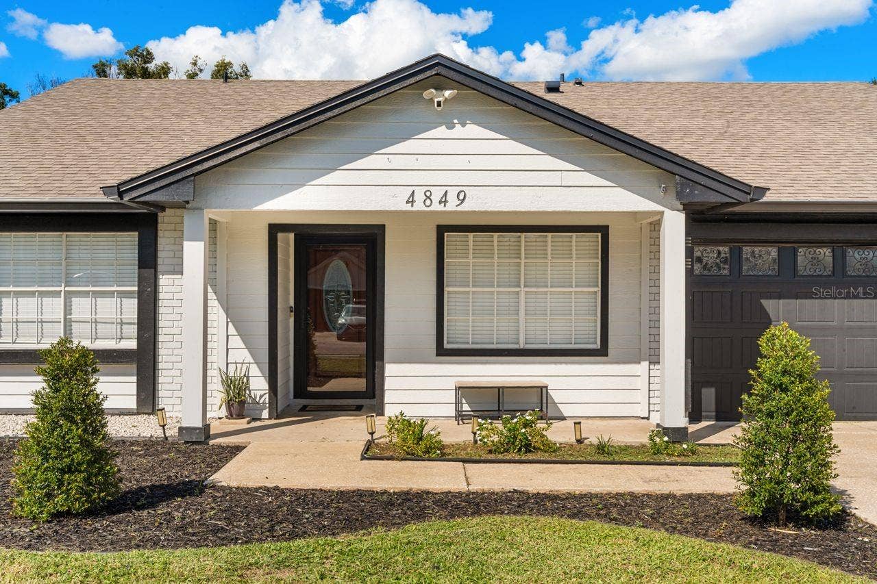 4849 EDEN VIEW COURT, Orlando, FL 32810 4849 EDEN VIEW COURT, Orlando, FL 32810