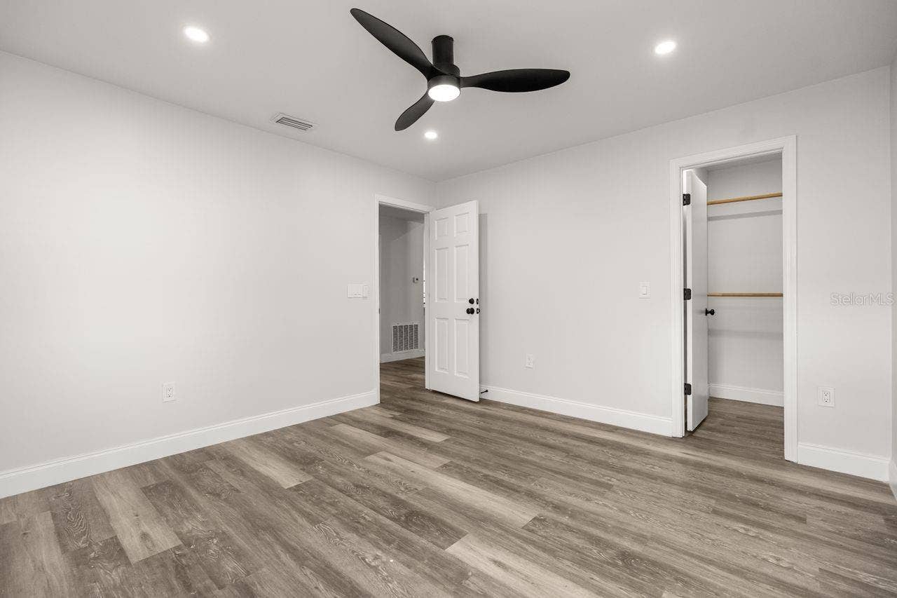 4849 EDEN VIEW COURT, Orlando, FL 32810 4849 EDEN VIEW COURT, Orlando, FL 32810