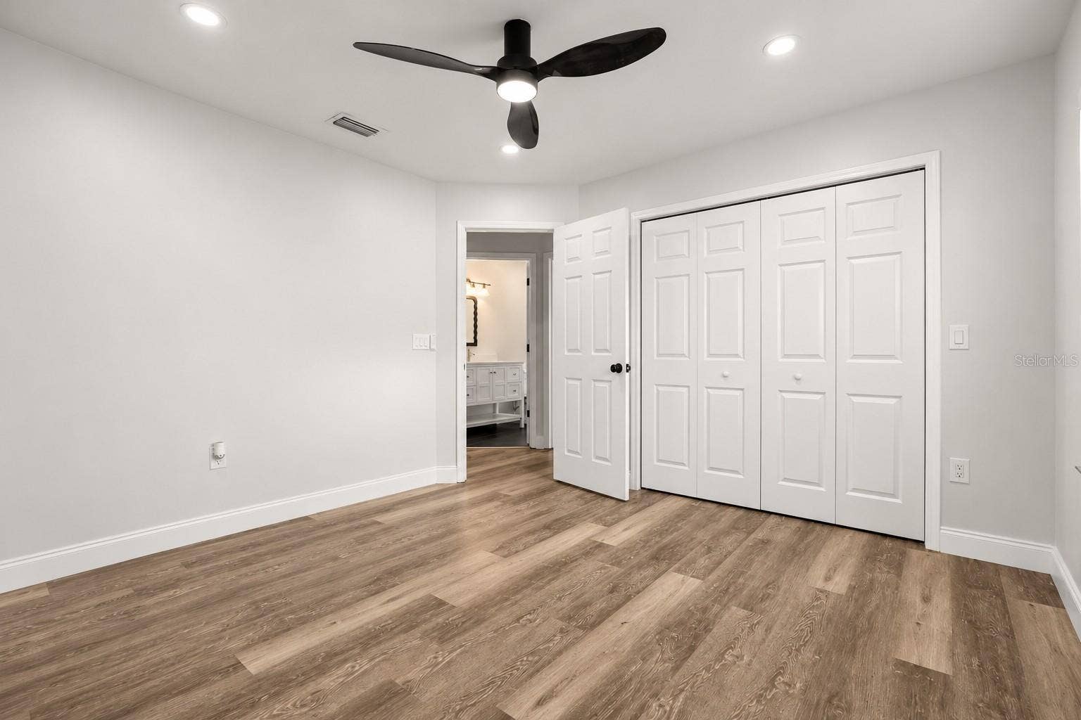 4849 EDEN VIEW COURT, Orlando, FL 32810 4849 EDEN VIEW COURT, Orlando, FL 32810