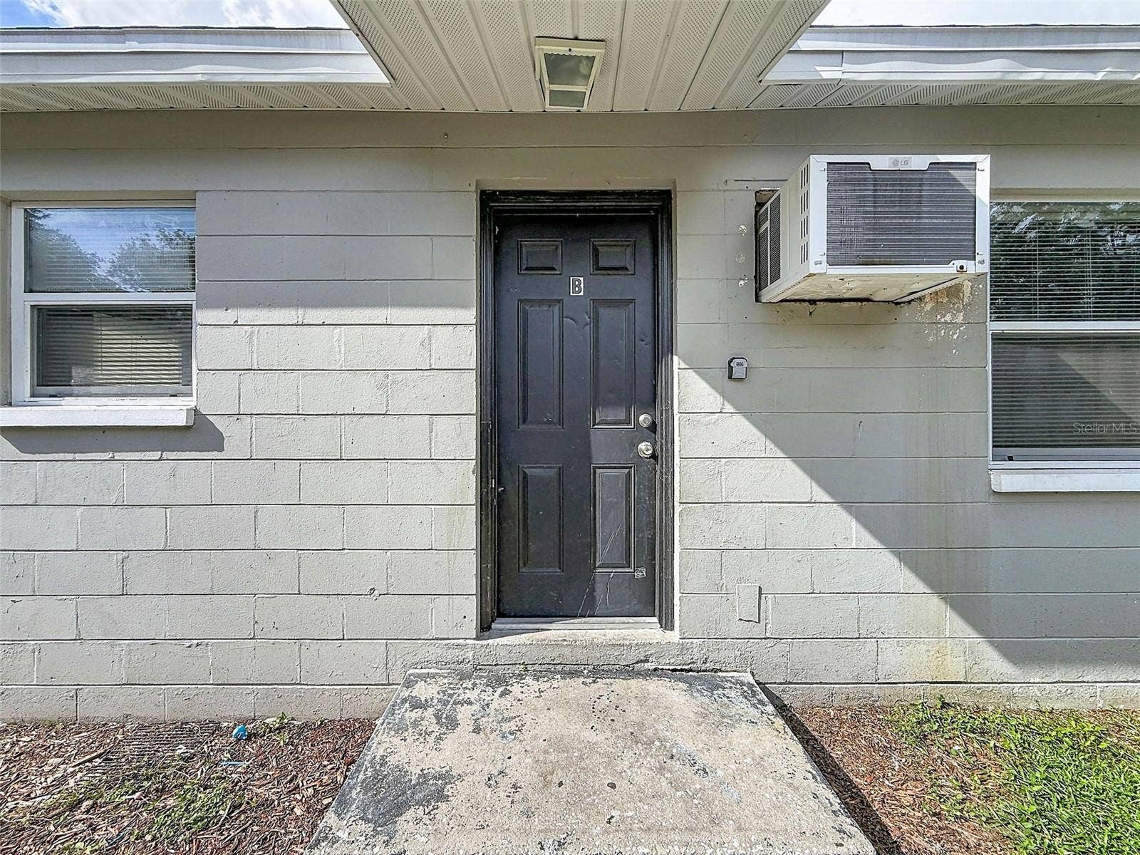 3216 N 48TH STREET, Tampa, FL 33605 3216 N 48TH STREET, Tampa, FL 33605